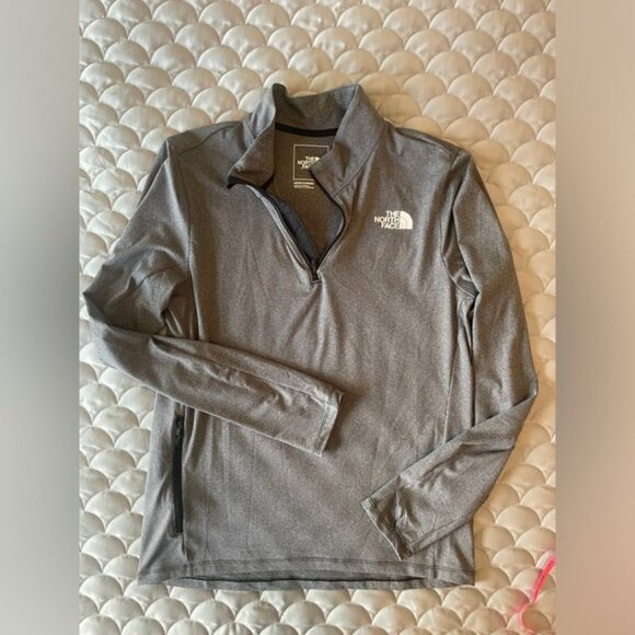 The North Face men’s size medium quarter zip quick dry pullover - Picture 1 of 3